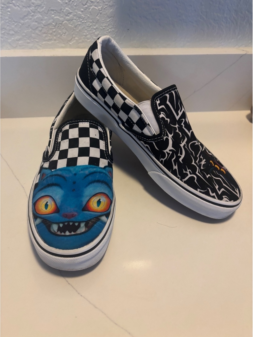 Vans KPop Demon Hunters Classic Slip-On Black White Blue US 7 Checkerboard